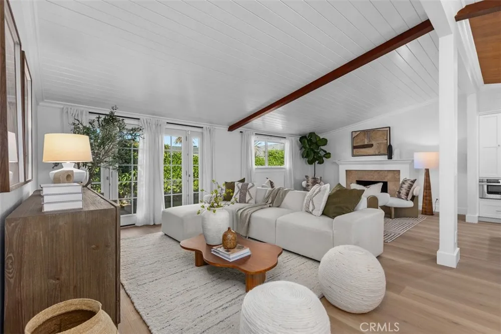 300 Esther Costa Mesa, CA 92627