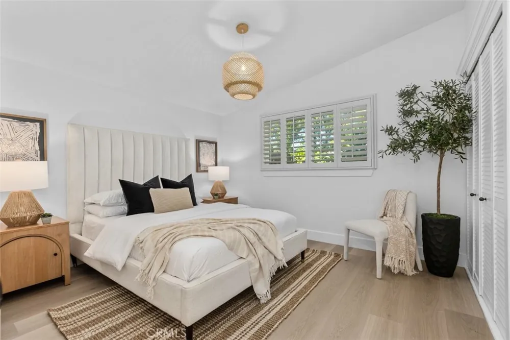 300 Esther Costa Mesa, CA 92627