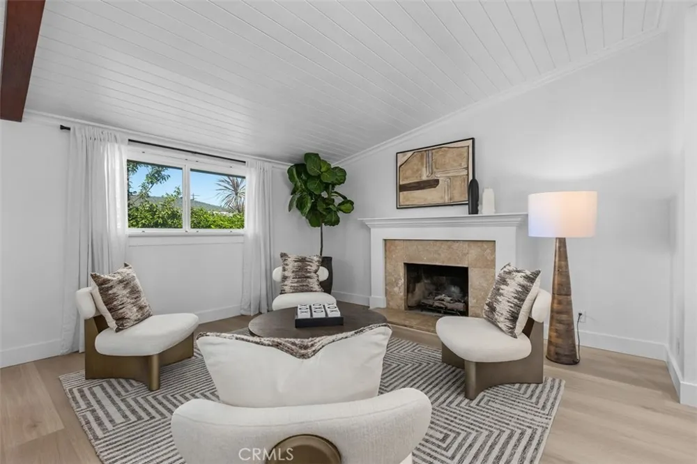 300 Esther Costa Mesa, CA 92627
