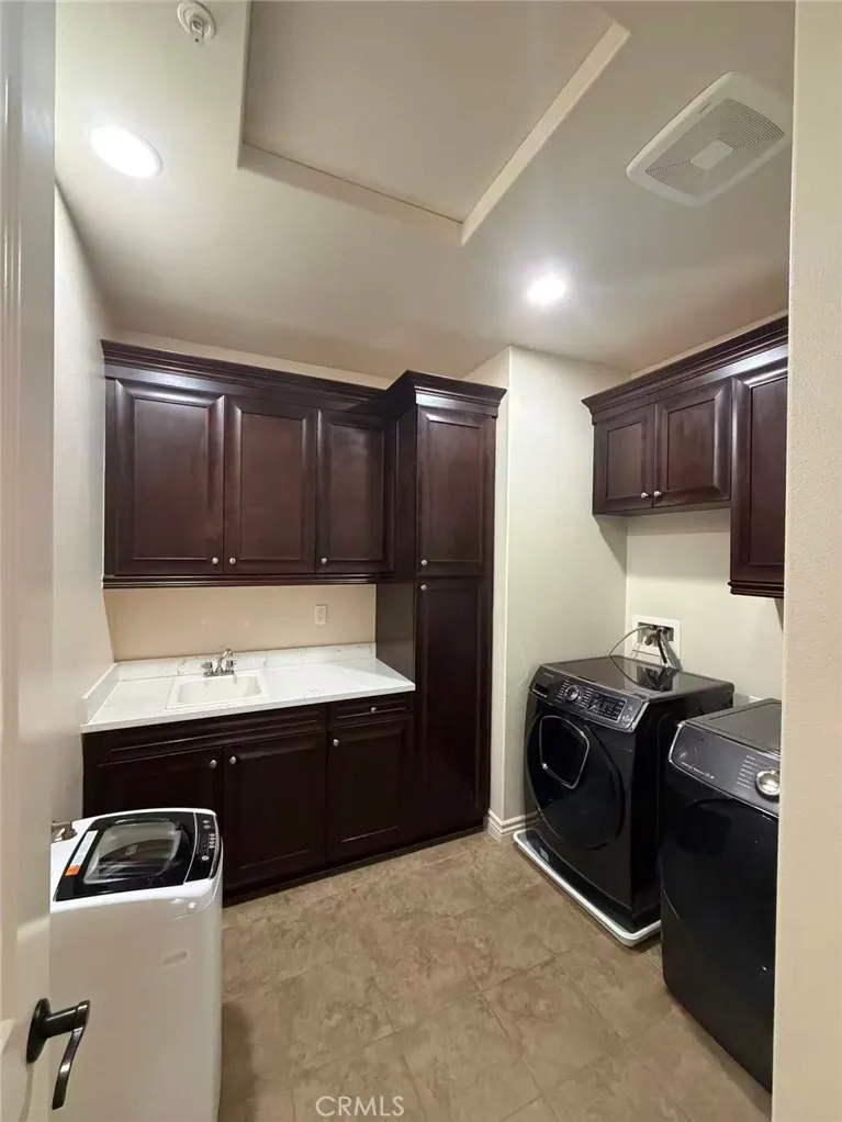 20 Hawkeye Irvine, CA 92602
