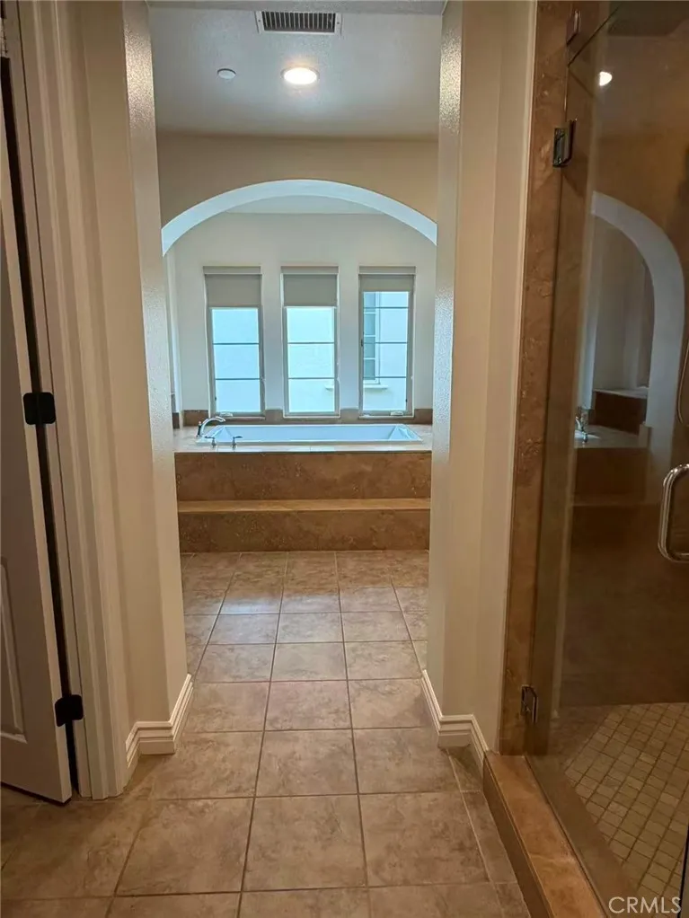 20 Hawkeye Irvine, CA 92602