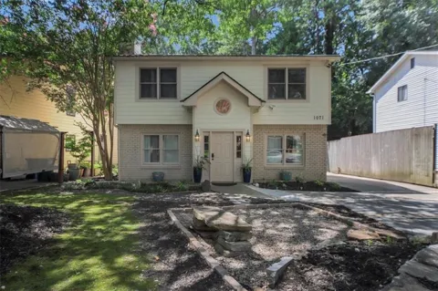 1071 Standard Drive NE