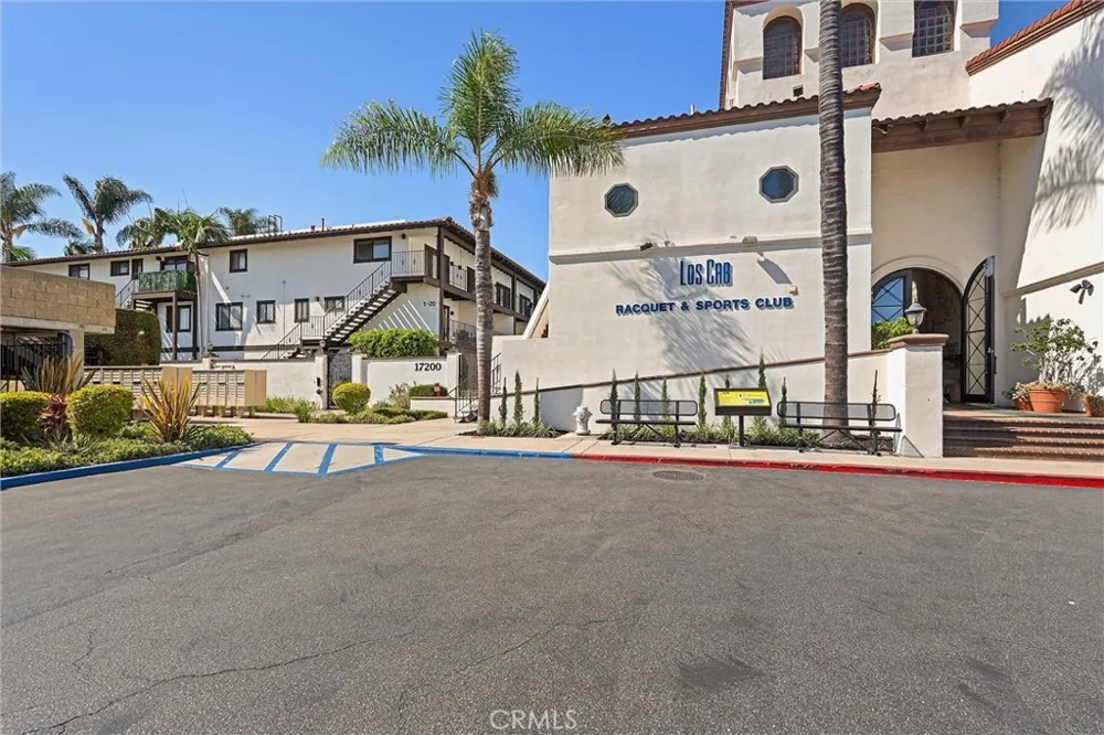 17200 Newhope #204 Fountain Valley, CA 92708
