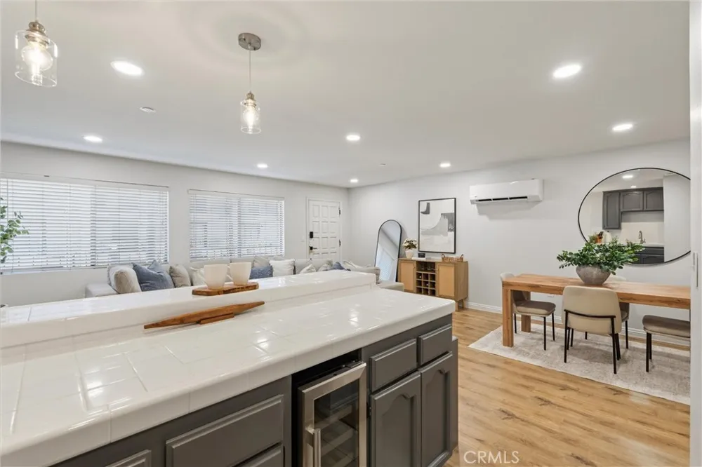 17200 Newhope #204 Fountain Valley, CA 92708