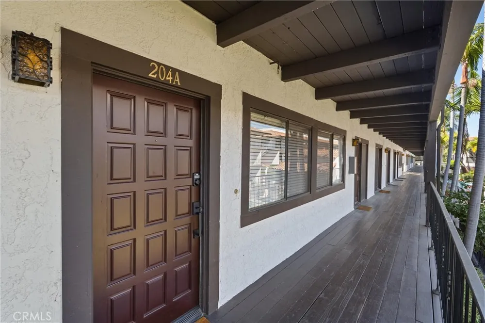 17200 Newhope #204 Fountain Valley, CA 92708