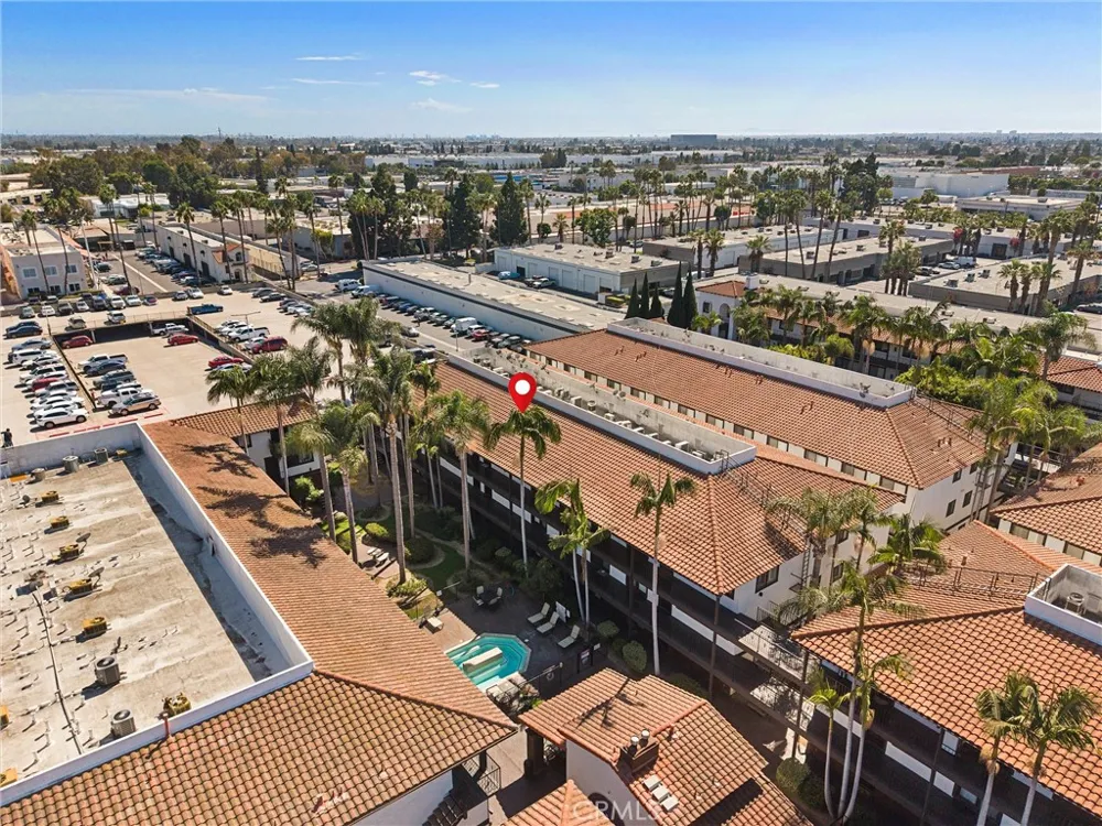 17200 Newhope #204 Fountain Valley, CA 92708