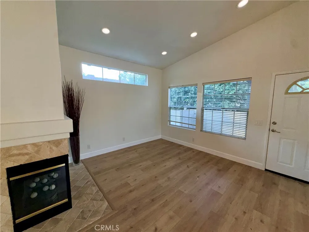77 Via Pausa Rancho Santa Margarita, CA 92688
