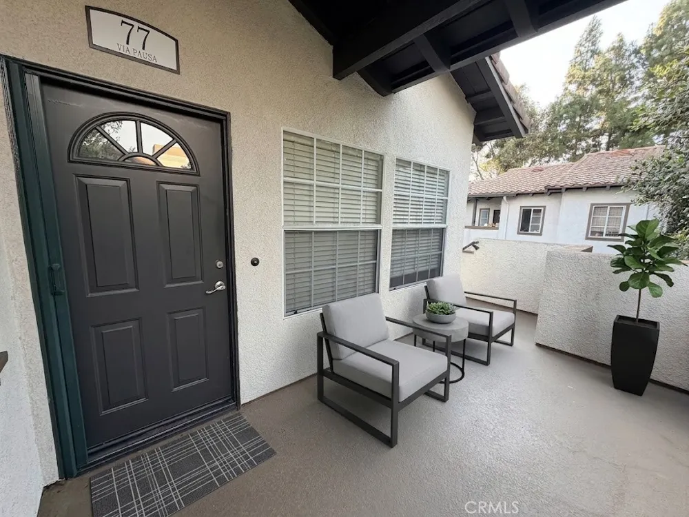 77 Via Pausa Rancho Santa Margarita, CA 92688
