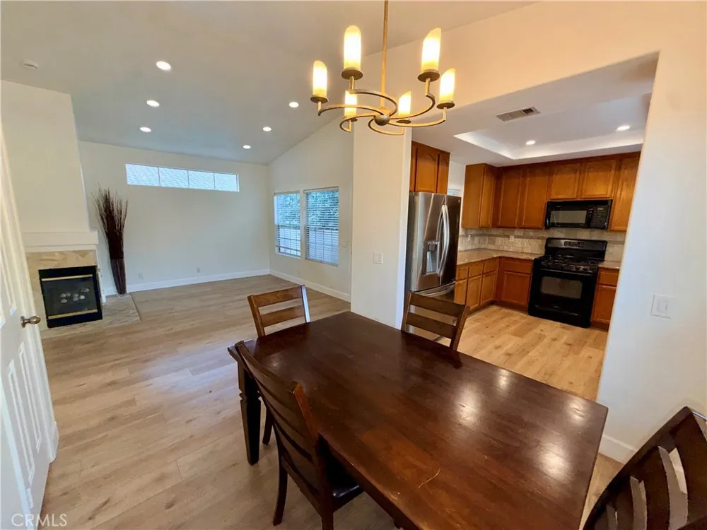 77 Via Pausa Rancho Santa Margarita, CA 92688
