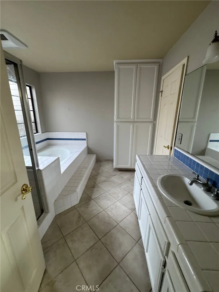 2217 Mathews Redondo Beach, CA 90278