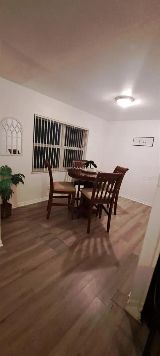 9801 TURF WAY #2 Orlando, FL 32837