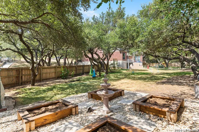 8715 Timberland Trl Boerne, TX 78015