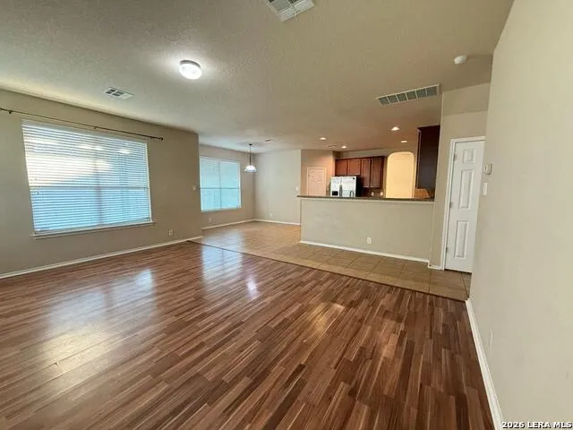 1015 Iris Path San Antonio, TX 78245