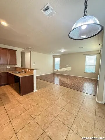 1015 Iris Path San Antonio, TX 78245