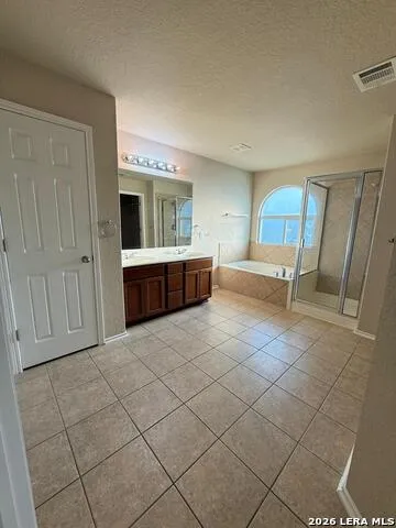 1015 Iris Path San Antonio, TX 78245