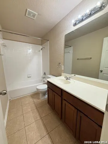 1015 Iris Path San Antonio, TX 78245