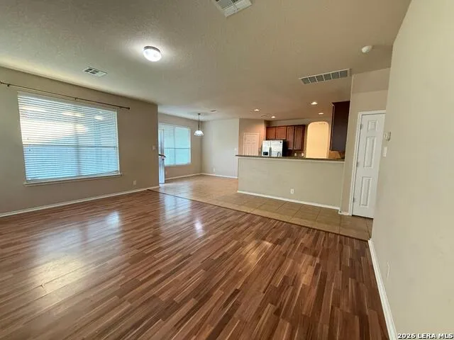 1015 Iris Path San Antonio, TX 78245