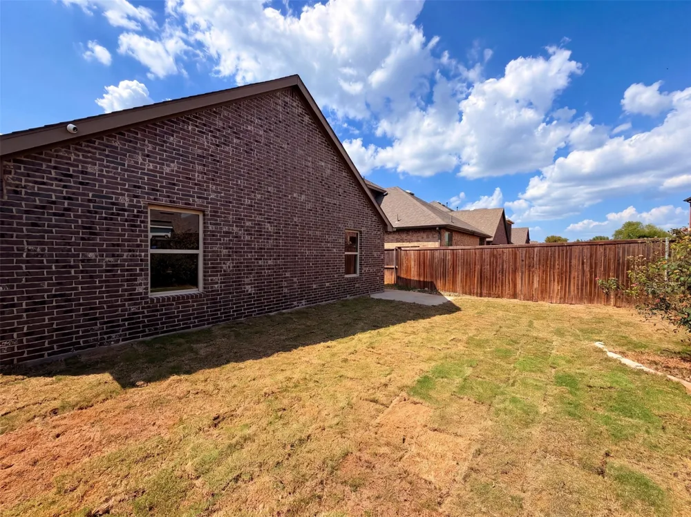 5558 Yarborough Drive Forney, TX 75126
