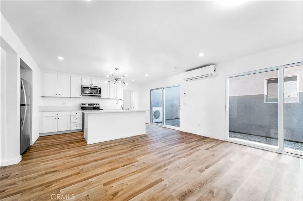 1720 Petaluma Ave Long Beach, CA 90815