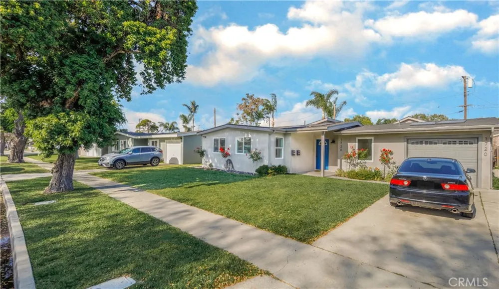 1720 Petaluma Ave Long Beach, CA 90815