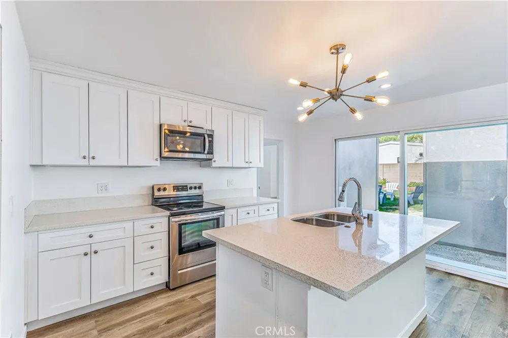 1720 Petaluma Ave Long Beach, CA 90815