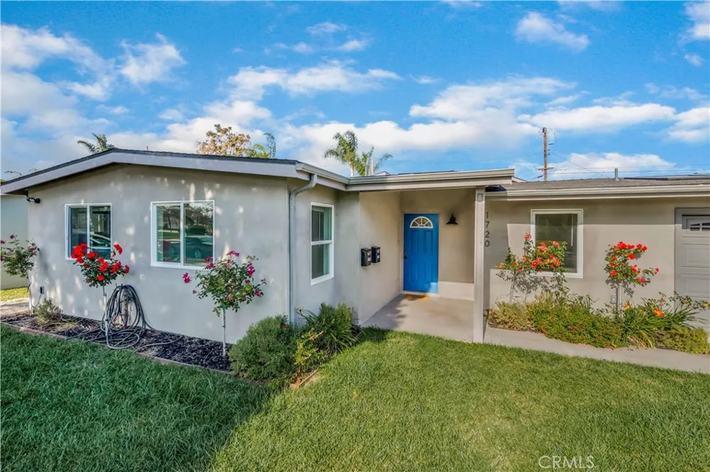 1720 Petaluma Ave Long Beach, CA 90815