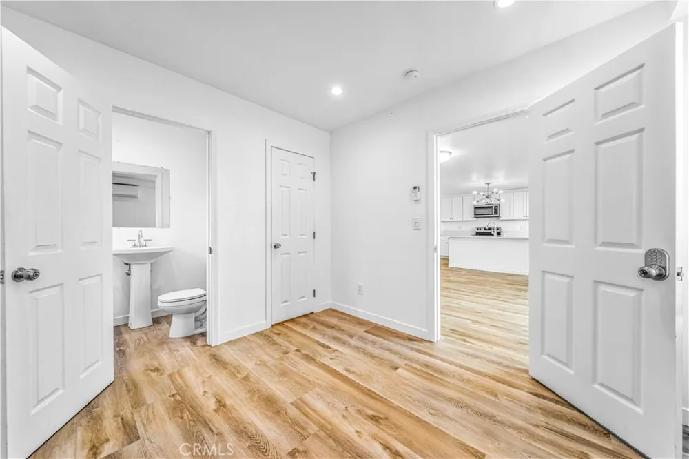 1720 Petaluma Ave Long Beach, CA 90815