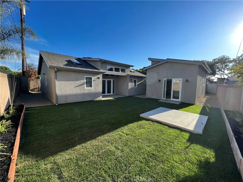 1720 Petaluma Ave Long Beach, CA 90815