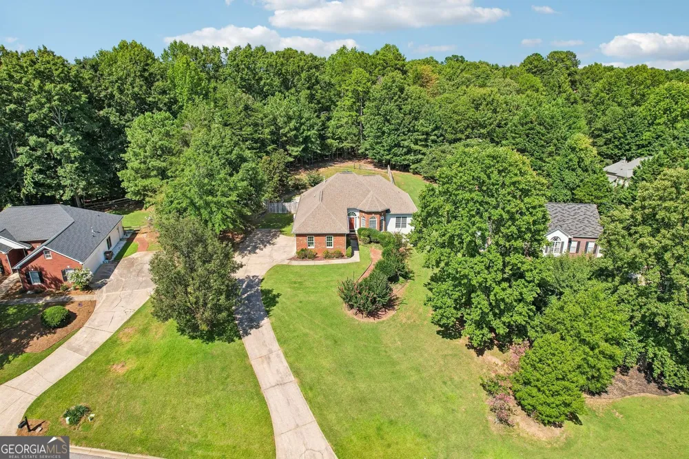 7590 Golden Sands DR Cumming, GA 30041