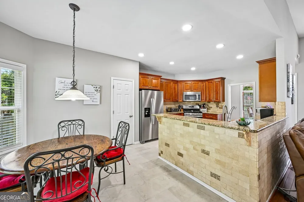 7590 Golden Sands DR Cumming, GA 30041