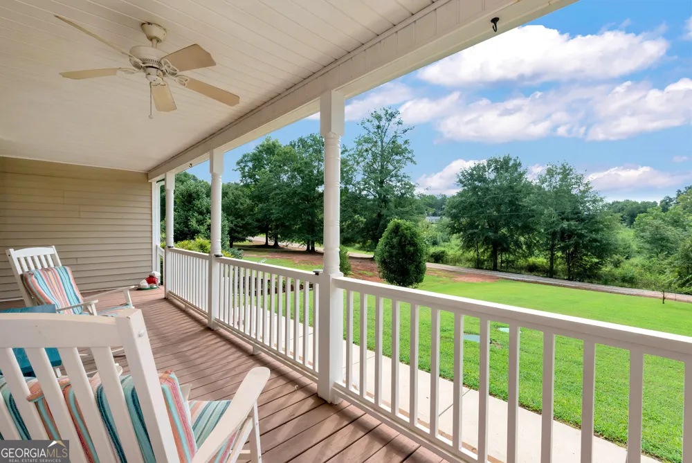817 Bluejay WAY Winder, GA 30680