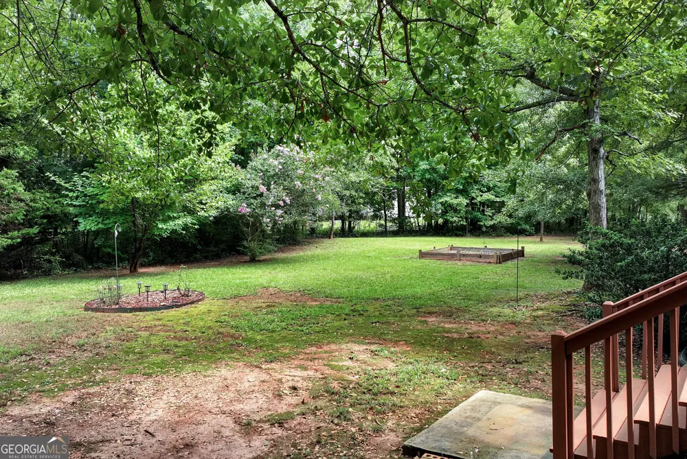 817 Bluejay WAY Winder, GA 30680