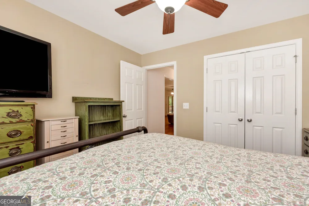 817 Bluejay WAY Winder, GA 30680