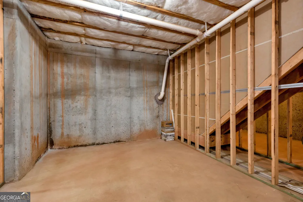 817 Bluejay WAY Winder, GA 30680