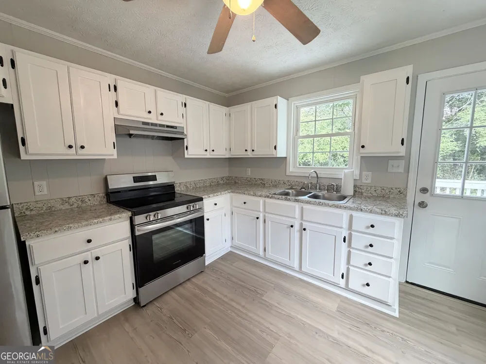 1282 Kesler RD Winder, GA 30680