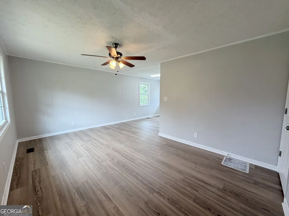 1282 Kesler RD Winder, GA 30680
