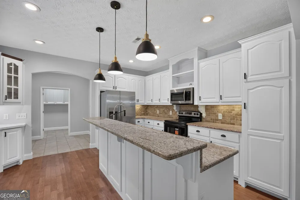 276 Harbour Shores DR Jackson, GA 30233