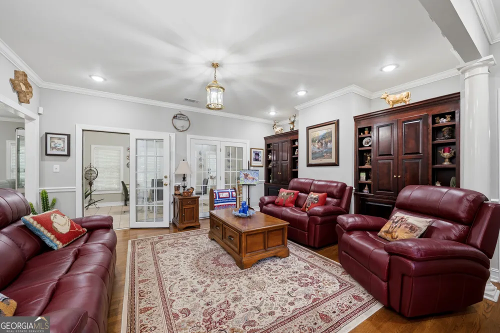 128 Cross Creek CIR Macon, GA 31210