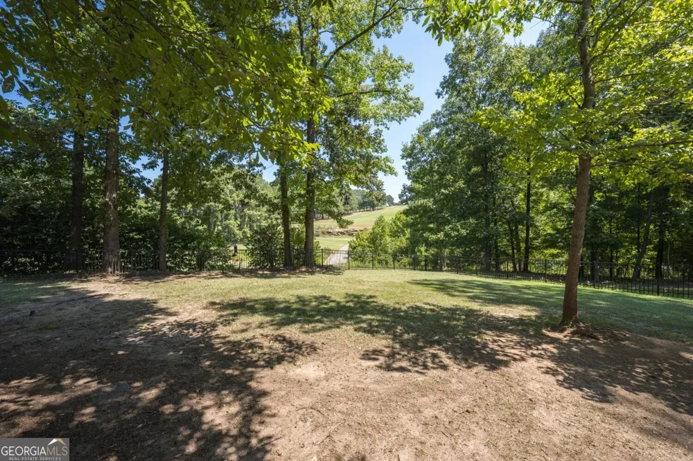 128 Cross Creek CIR Macon, GA 31210