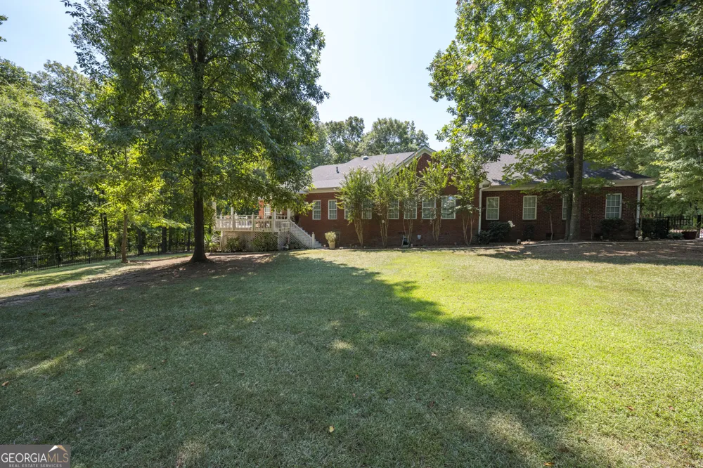 128 Cross Creek CIR Macon, GA 31210