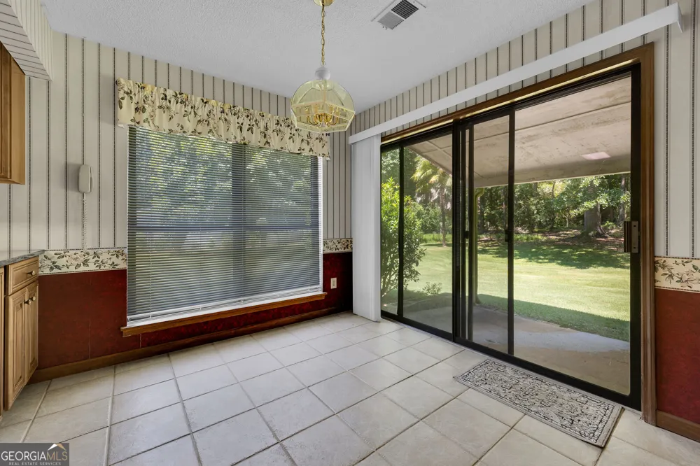 140 Hickory DR Stockbridge, GA 30281