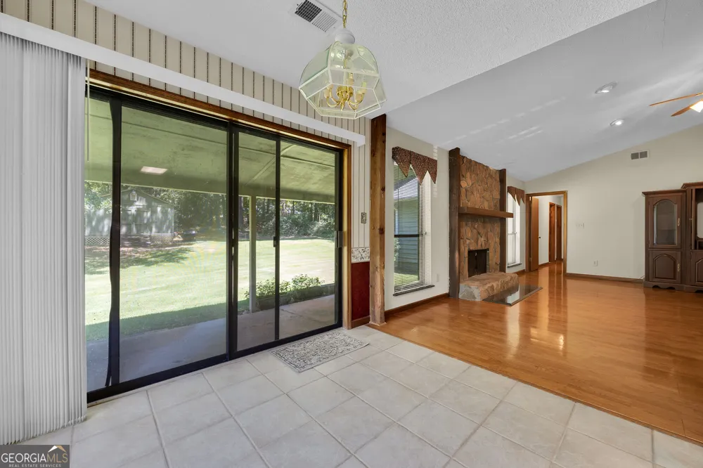140 Hickory DR Stockbridge, GA 30281