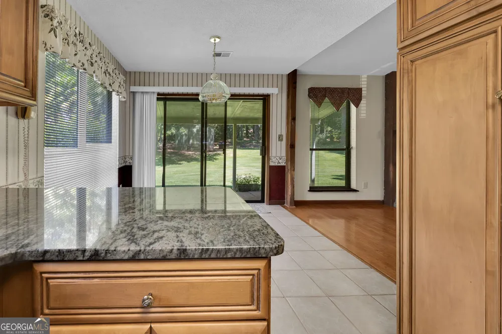 140 Hickory DR Stockbridge, GA 30281