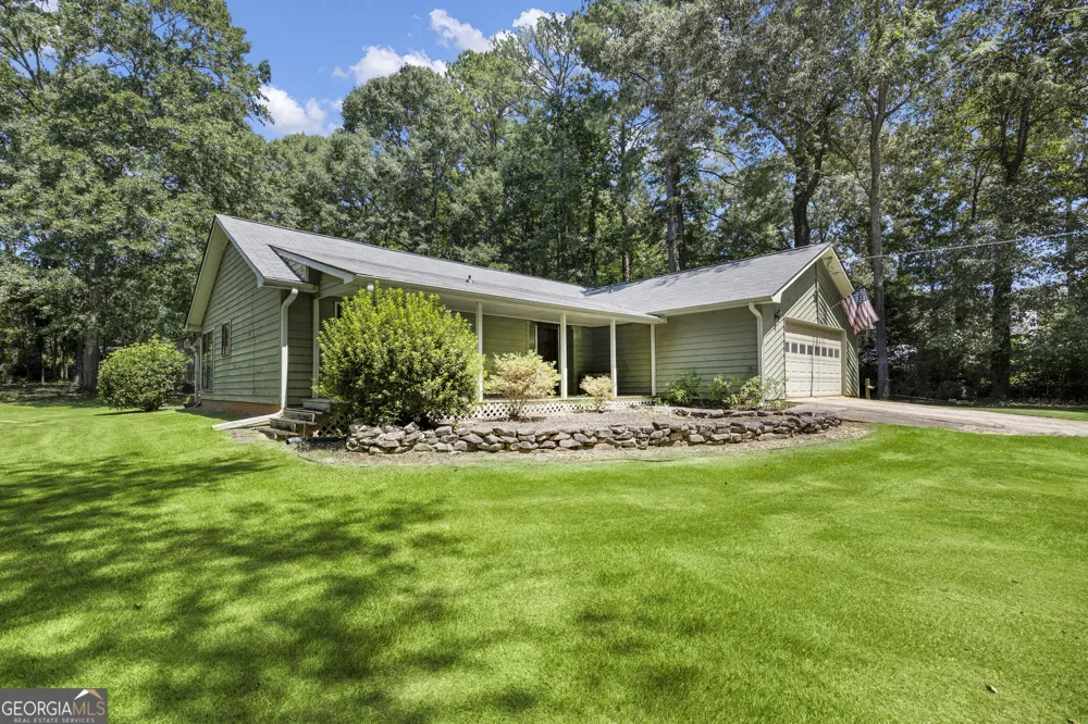 140 Hickory DR Stockbridge, GA 30281