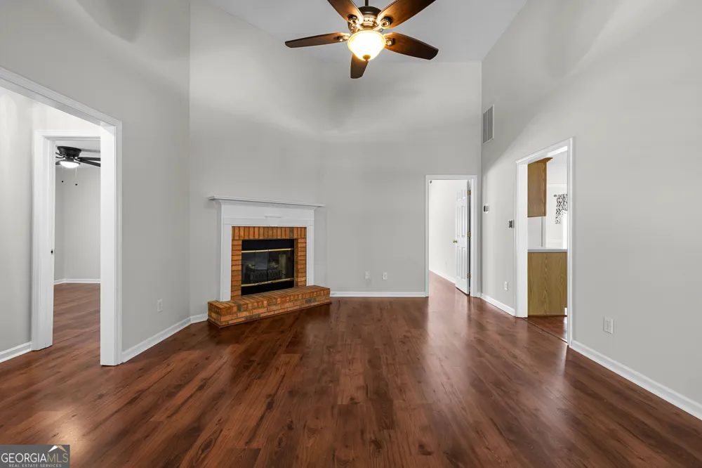 20 Walton Woods DR Newnan, GA 30263