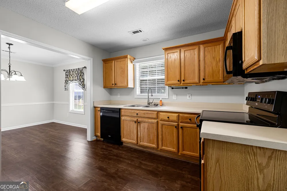 20 Walton Woods DR Newnan, GA 30263