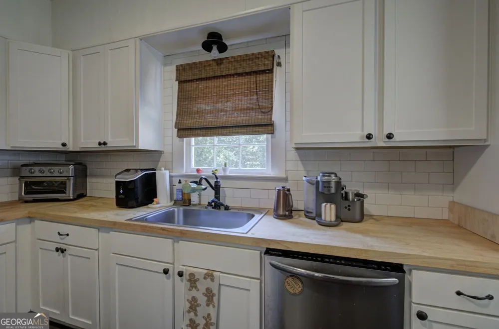 219 Etowah DR Cartersville, GA 30120