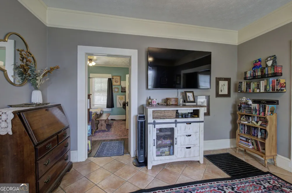 219 Etowah DR Cartersville, GA 30120