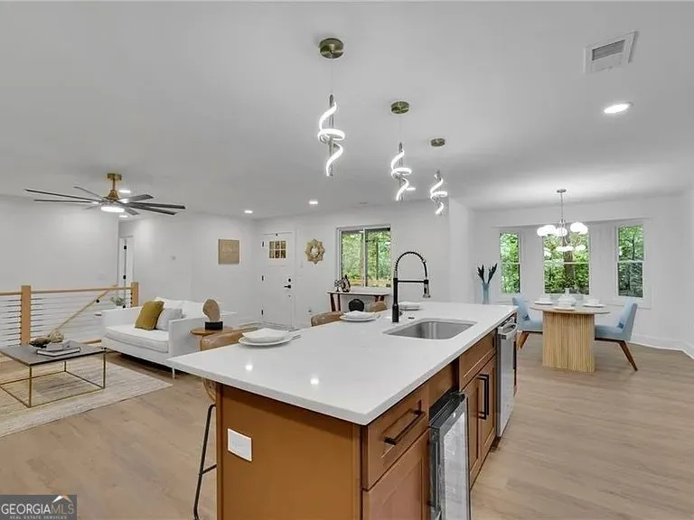 2000 Doefield ST Canton, GA 30115