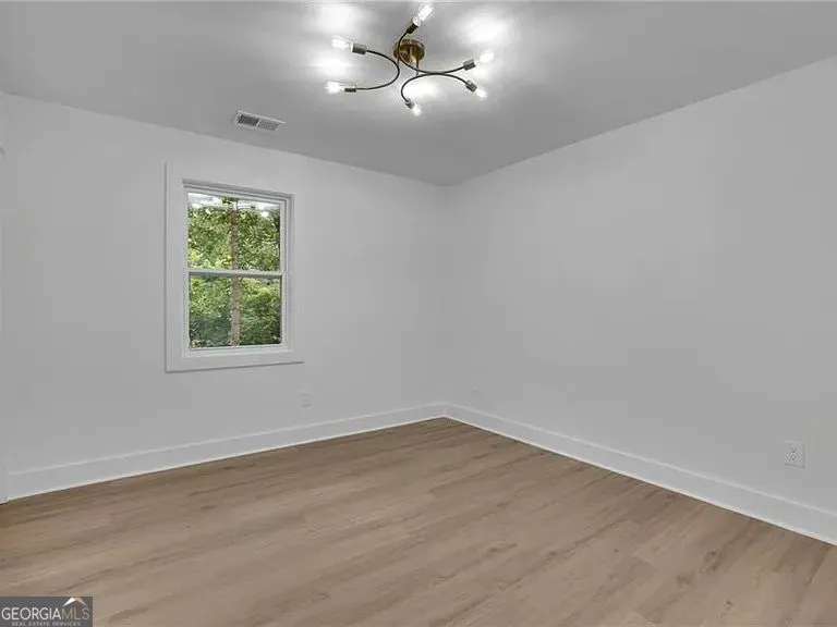 2000 Doefield ST Canton, GA 30115